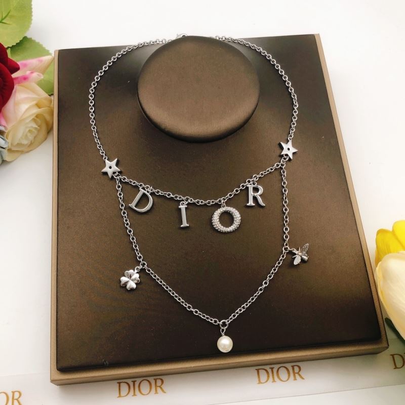 chr1st1an D10r necklaces